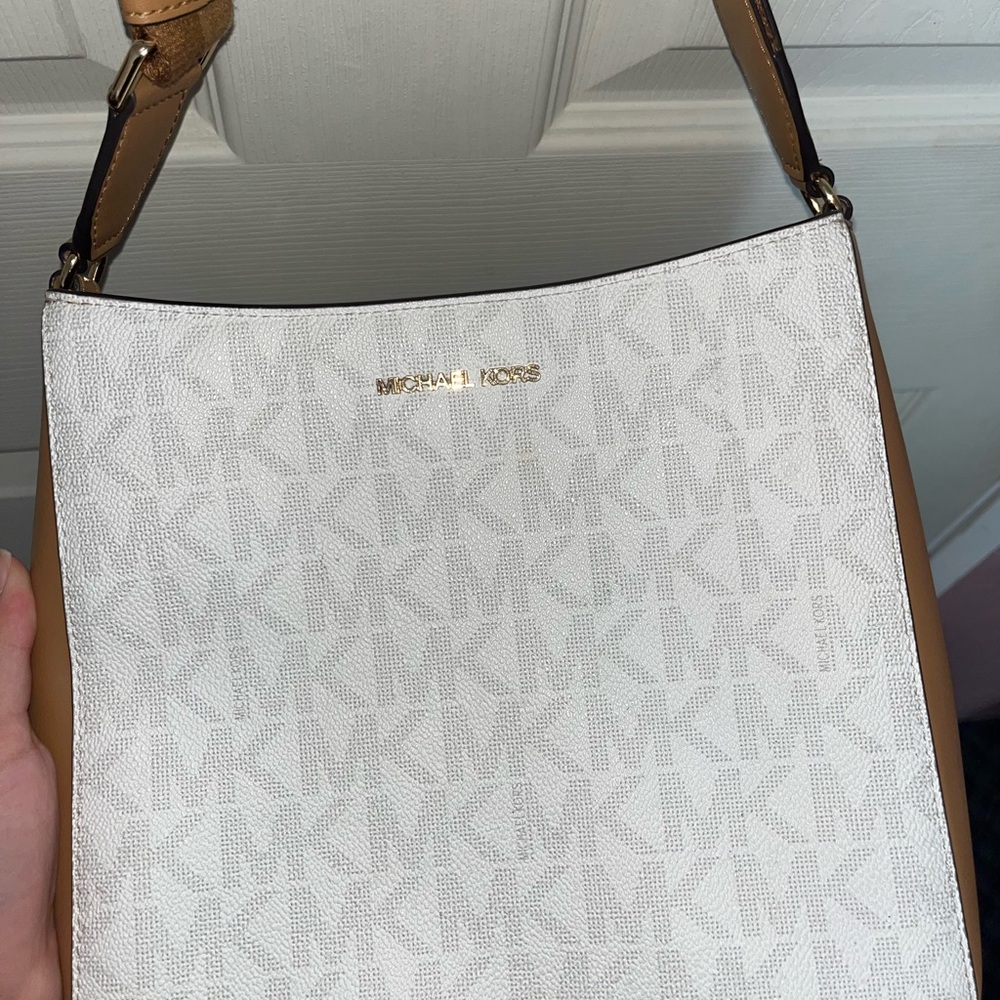 Michael Kors Cream and Tan Shoulder Bag